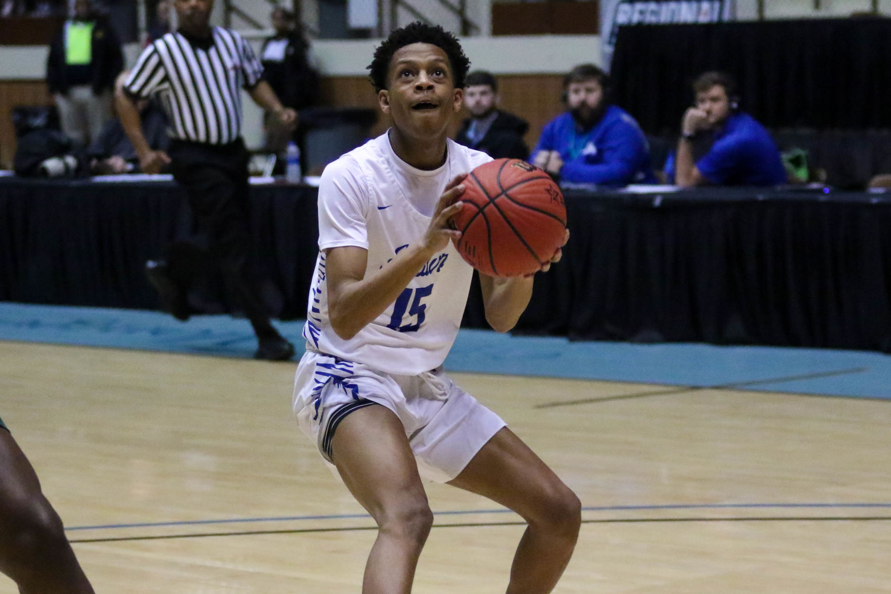 Auburn High vs. Jeff Davis boys Class 7A Regional Semifinals